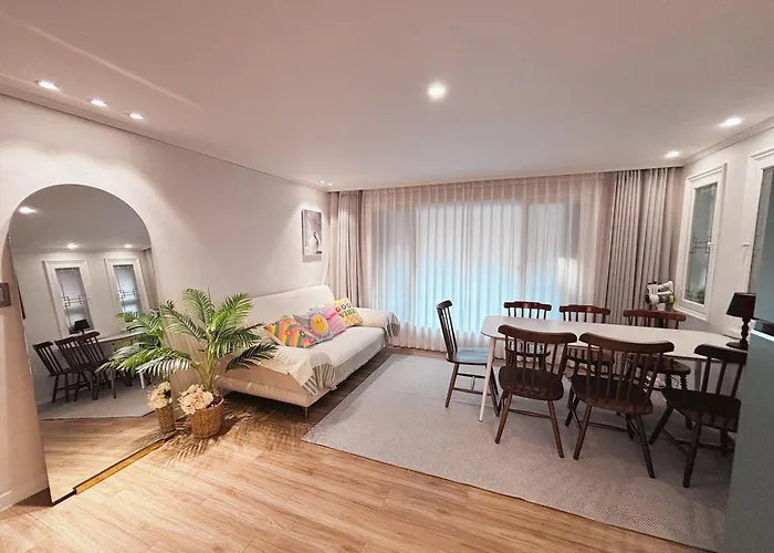 Bongcheondong Vibe Cozy House
