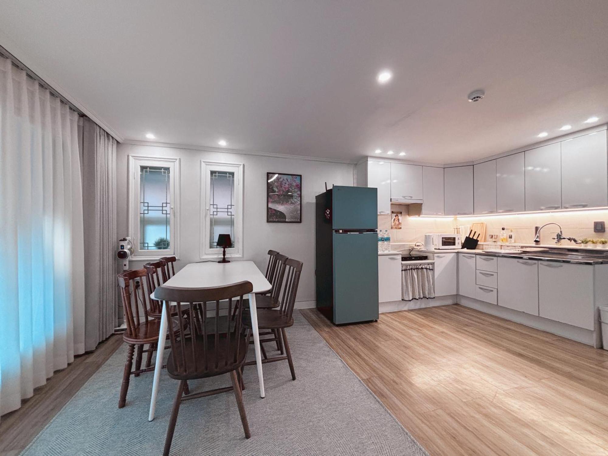 Big Family Or Group 3 5 Beds Snu Station Line 2 Holiday home *